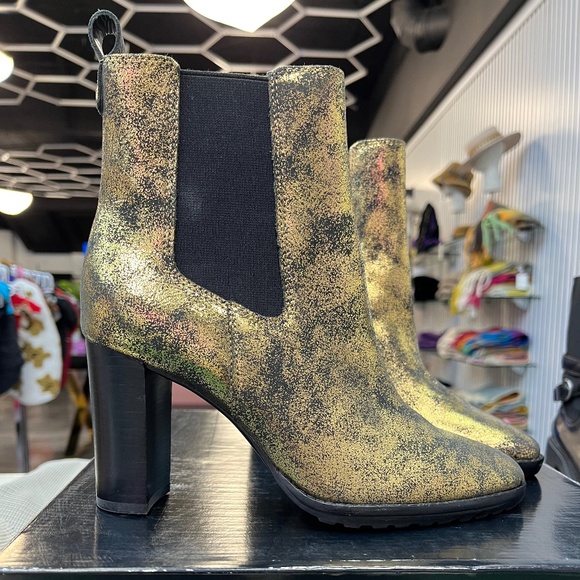 Lauren Ralph Lauren Mylah Distressed Metallic Womens Ankle Chelsea Boots - Picture 1 of 3